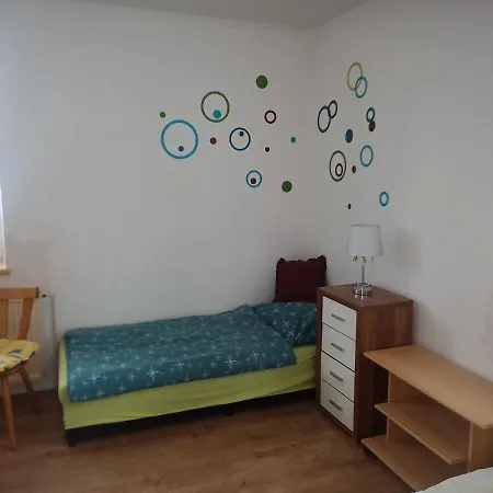 Apartment Na Cervene Louce Apartman Cheb